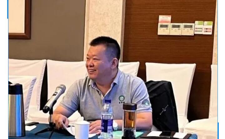 為激發(fā)員工工作積極性，激勵(lì)員工完成公司各項(xiàng)目標(biāo)，促進(jìn)公司與員工的雙贏發(fā)展，集團(tuán)總經(jīng)理孫寧波宣貫激勵(lì)政策
